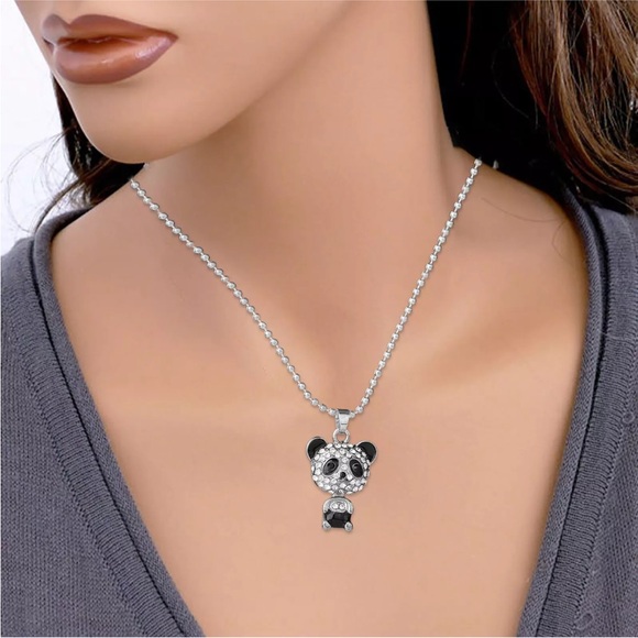 Cute PandaWith Flash Diamond Necklace Trendy Clavicle Chain Temperament Hanging - Picture 5 of 5